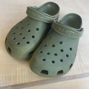 Crocs Men’s Olive Green Size 11